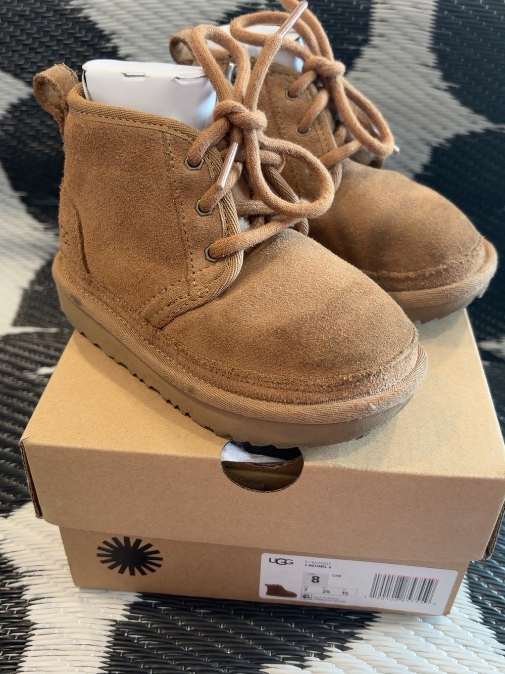 UGG Neumel II Kids Chestnut Suede Boots